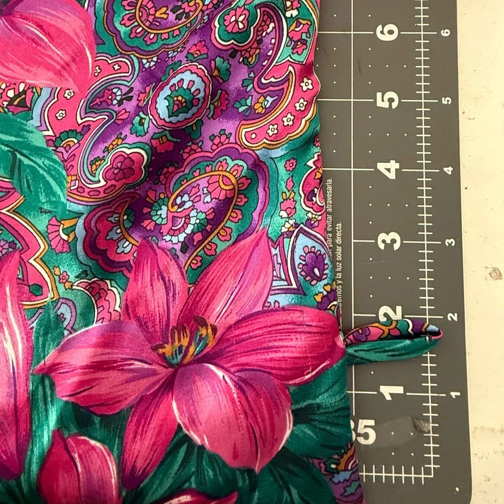 Frederick's of Hollywood OS 80s Lily‎ Floral Robe Retro Maximalist NO TIE